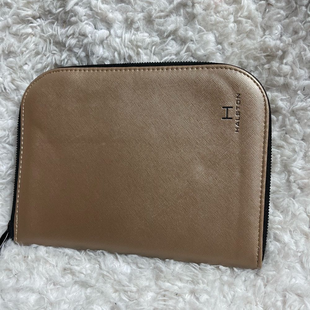 Halston GoldJewelry Travel Organizer Case Portfolio Holder Rose Gold